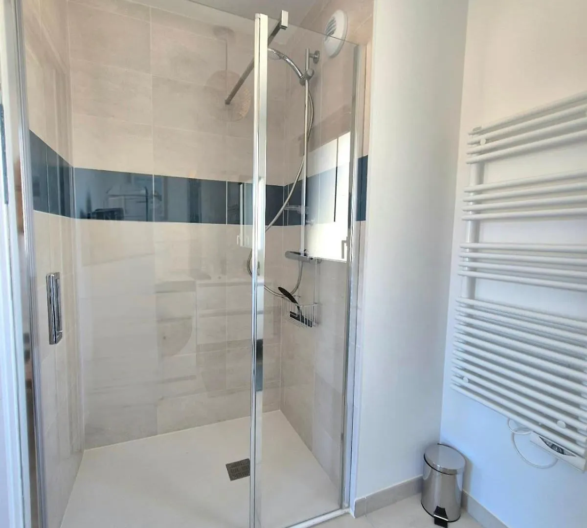 Bright Apartment With Balcony And Garden Saint-Coulomb